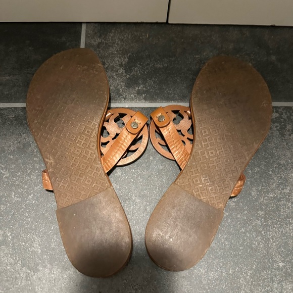Tory Burch sandals - Picture 2 of 2